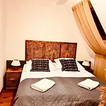 Przy Dolinach Park Daire *